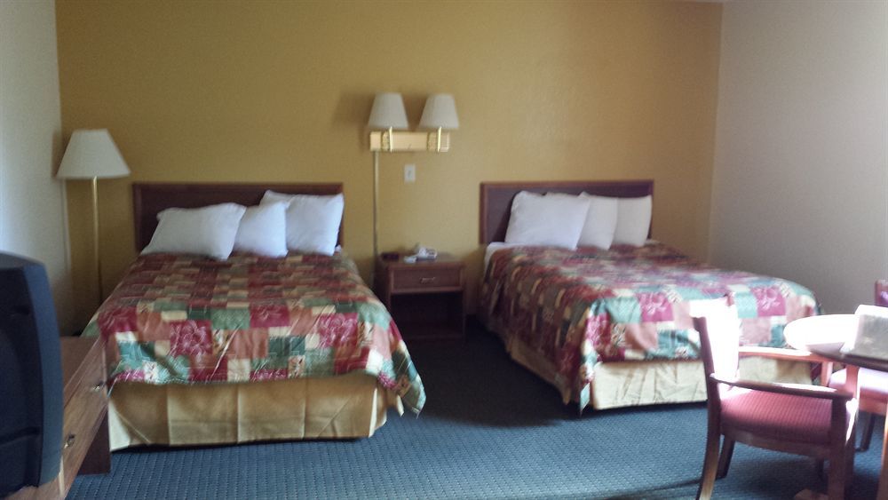 Budget Host Inn Sandusky Exterior foto