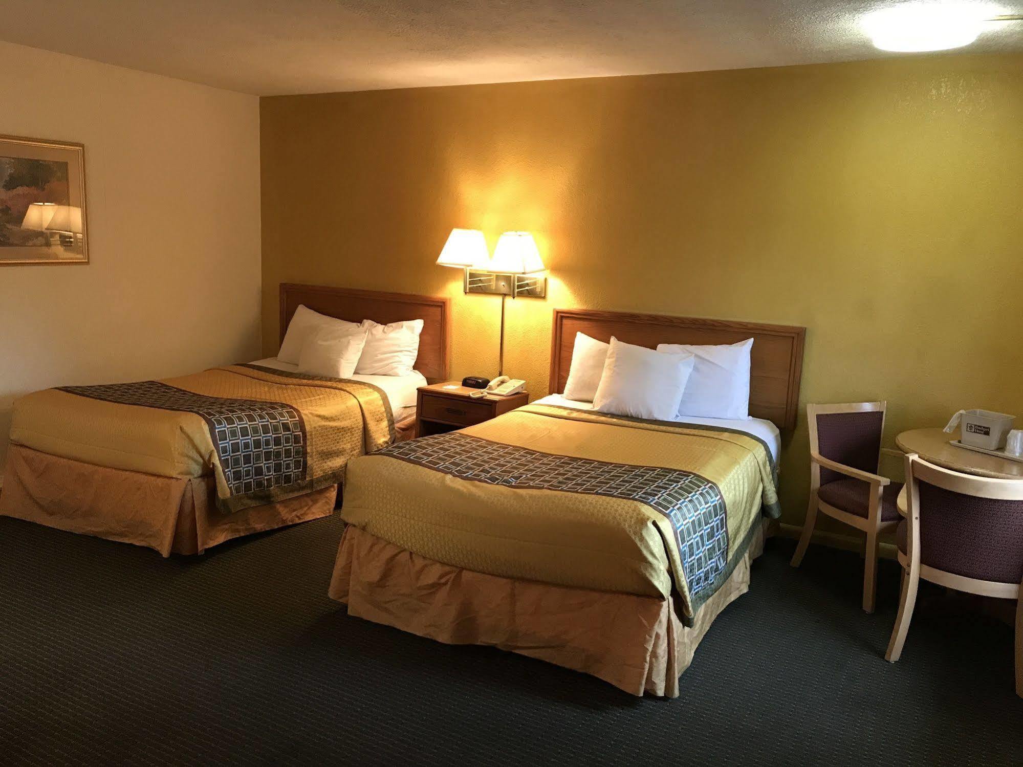 Budget Host Inn Sandusky Exterior foto